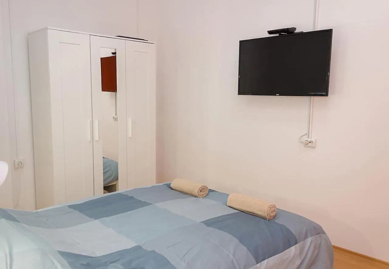 Simple And Spacious 1-Bebroom Flat With Terrace Varna Apartment